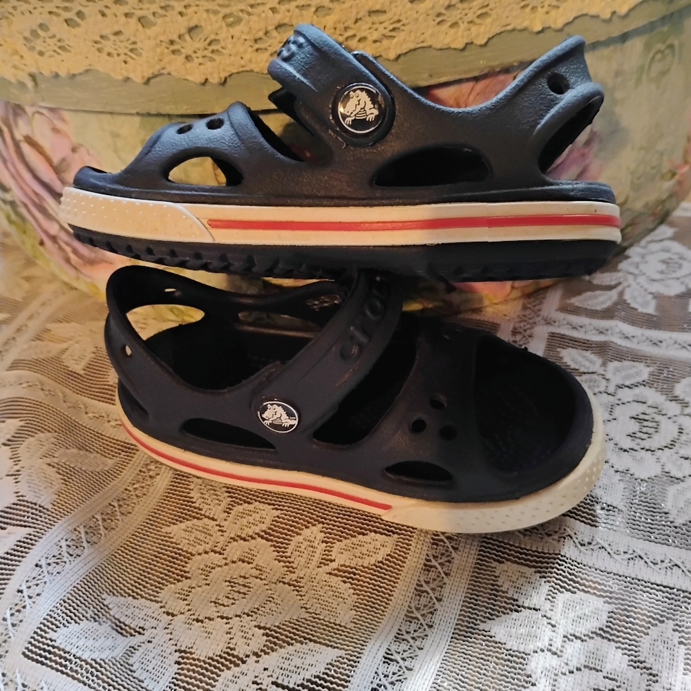 Crocs toddler sandals